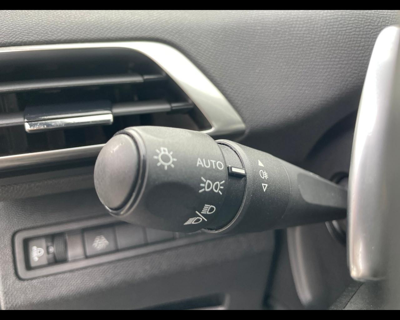 PEUGEOT 3008 2ª serie - 3008 BlueHDi 130 S&S EAT8 Active Pack