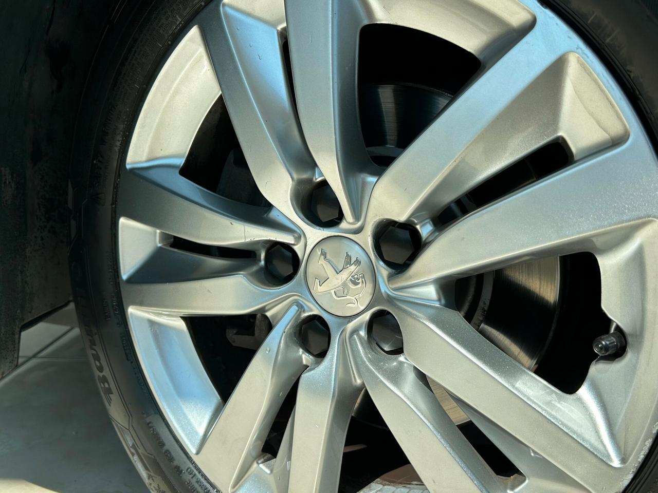 Peugeot 308 BlueHDi 120 S&S SW Business