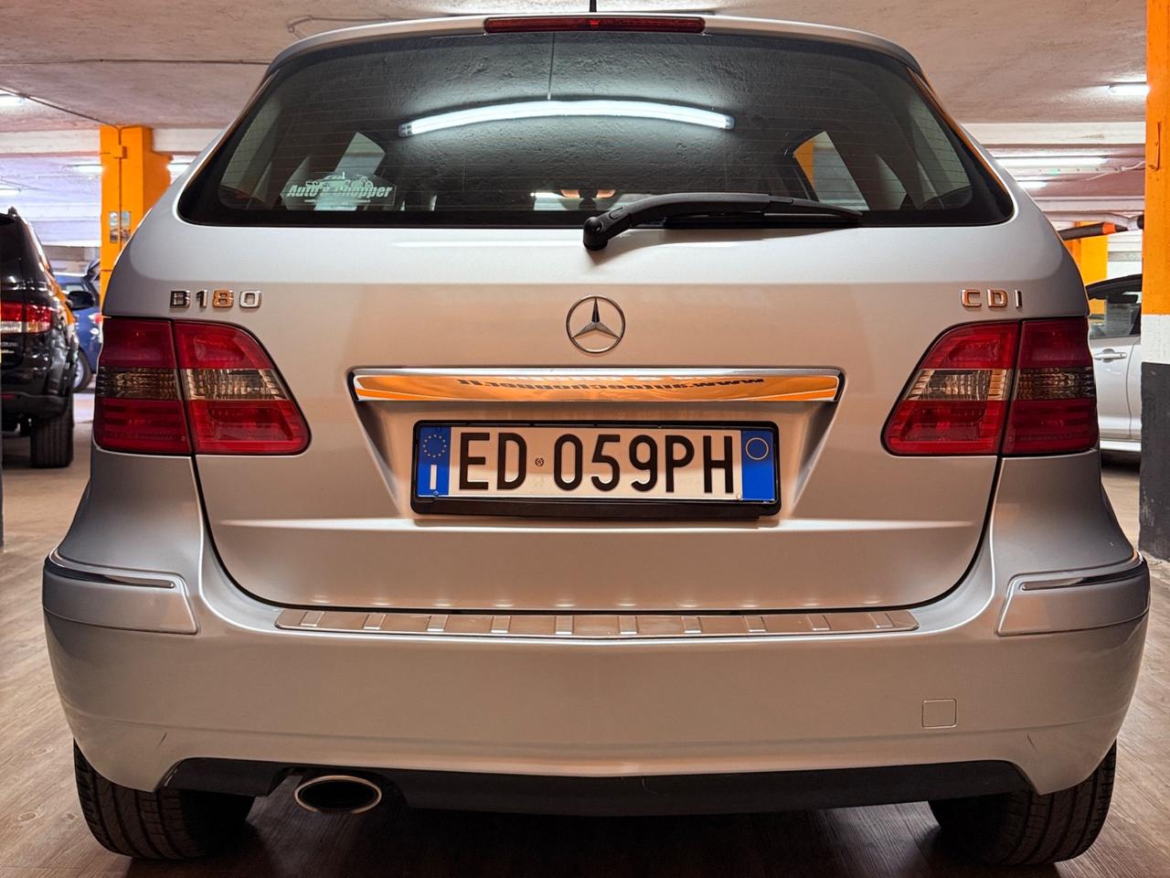 FANTASTICA MERCEDES CLASSE B UNICO PROPRIETARIO CON 86.735 KM