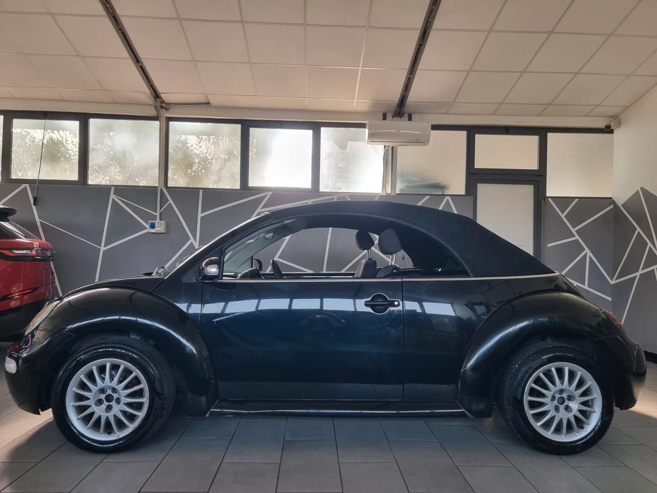 Volkswagen New Beetle 1.9 TDI 101 CV Cabrio