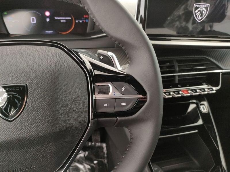 Peugeot 2008 PureTech 130 S&S EAT8 Allure