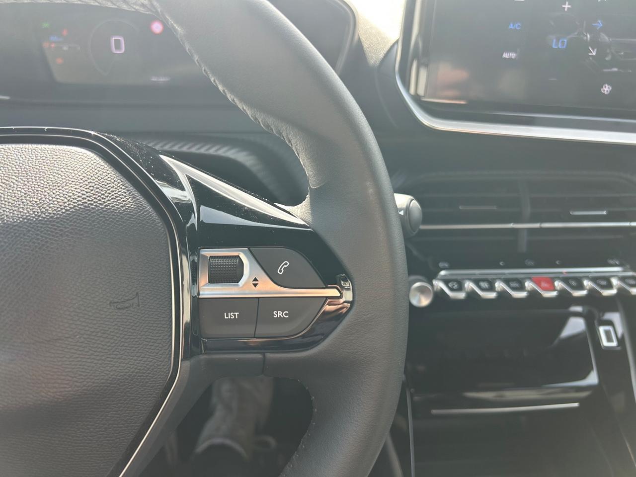 Peugeot 2008 PureTech 100 S&S Allure