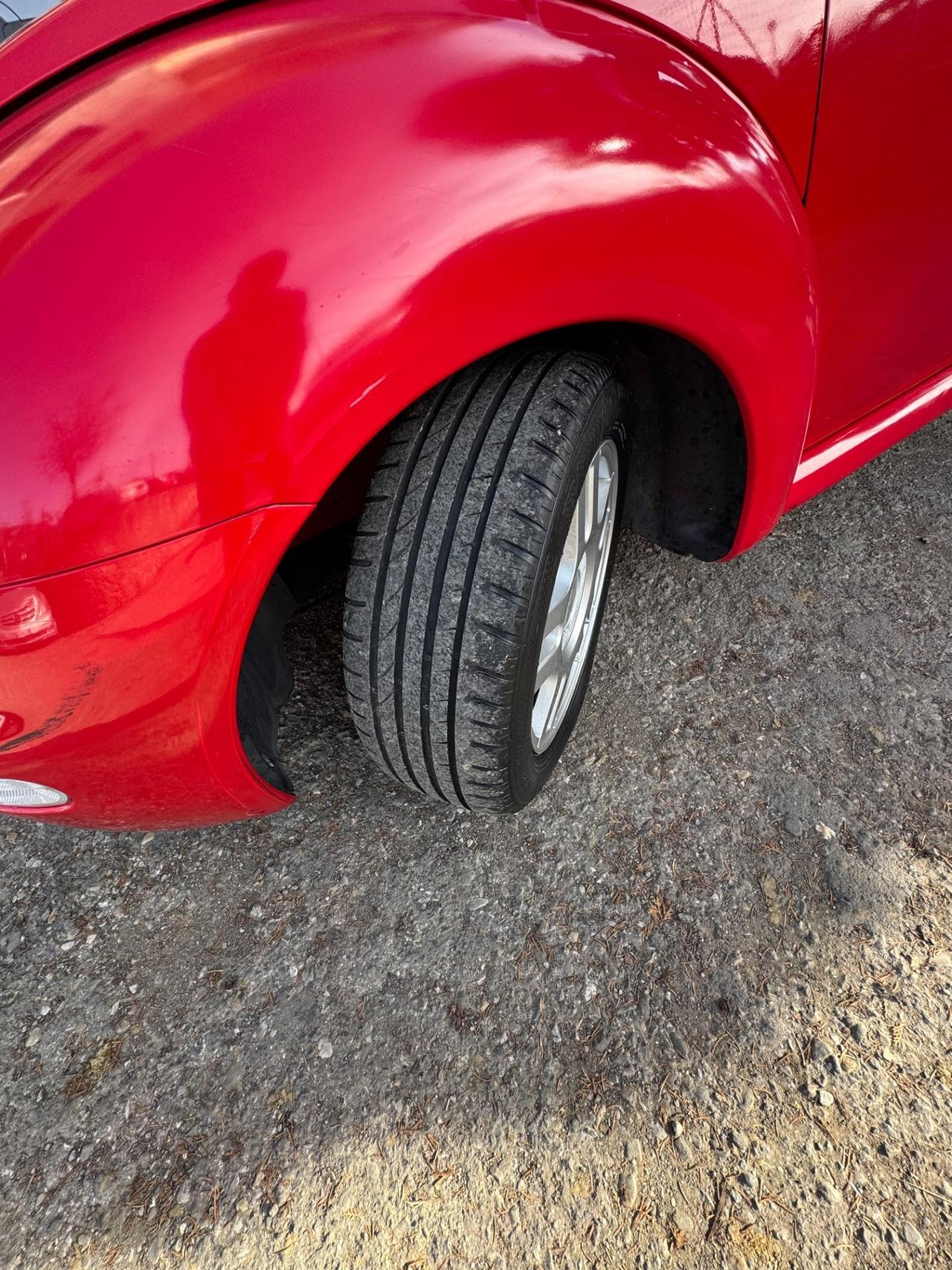 Volkswagen New Beetle T.D.