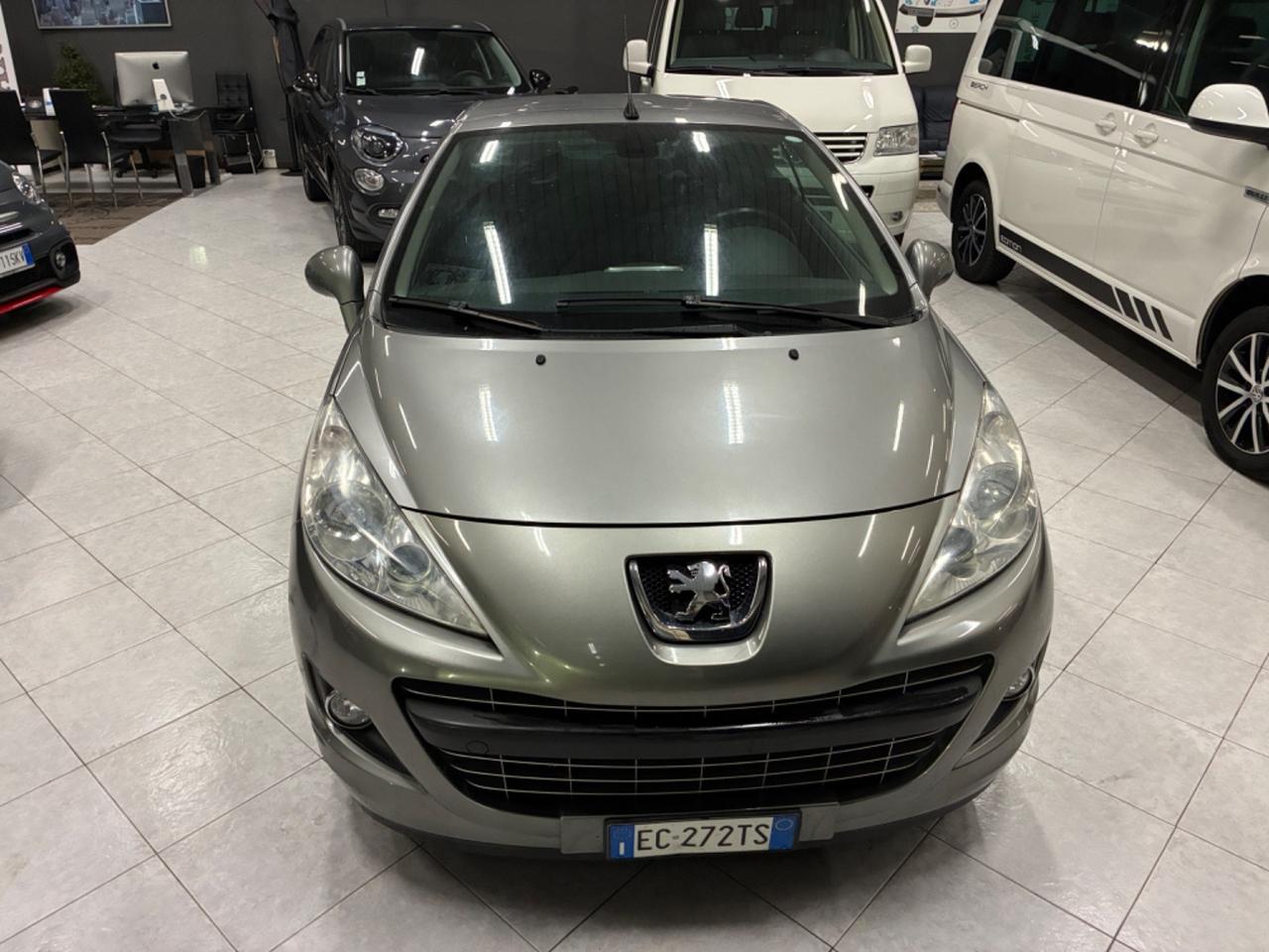 Peugeot 207 CC Cabrio 1.6 Féline
