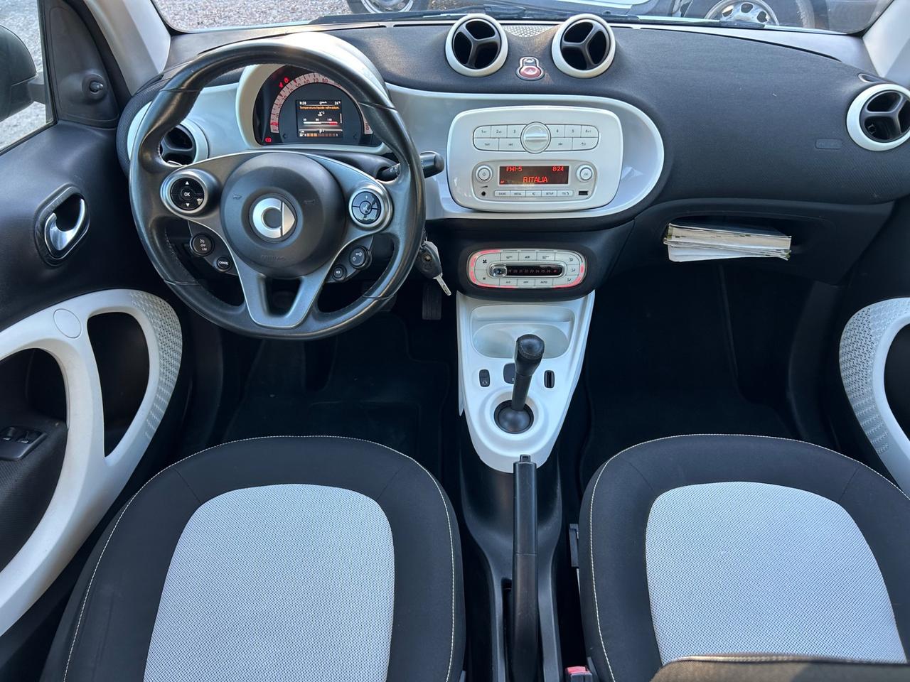 Smart ForTwo 70 1.0 twinamic Prime neopatentati permute