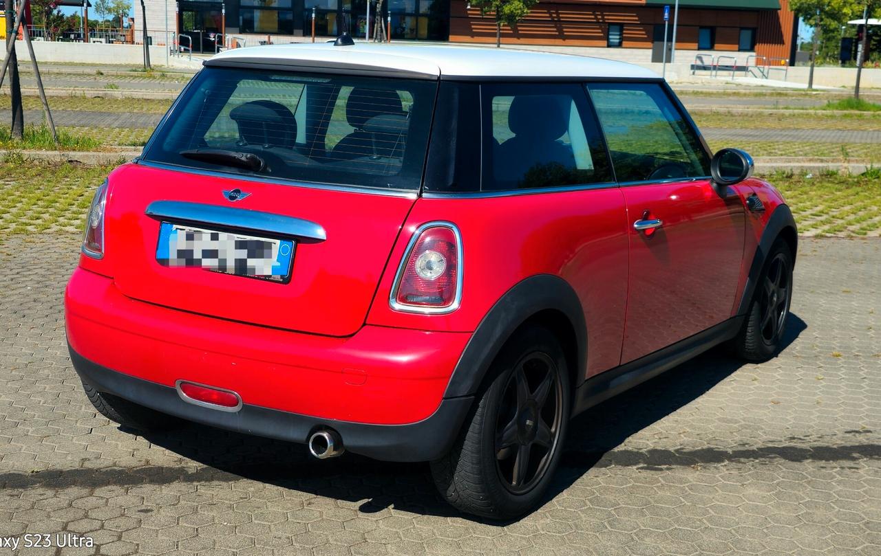 MINI COOPER D R56 OK NEOPATENTATI GARANZIA 12 MESI