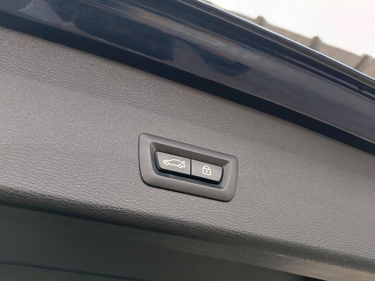 BMW X1 F48 - X1 sdrive18d xLine auto