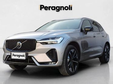 VOLVO XC60 B5 (benzina) AWD ULTRA DARK AUTOMATICA AZIENDALE