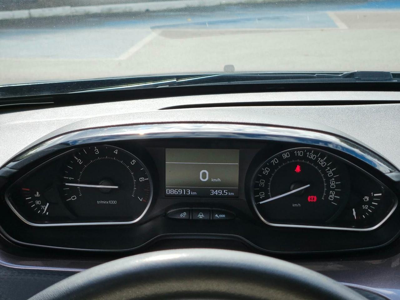 Peugeot 2008 PureTech 82 Active PER COMMERCIANTI