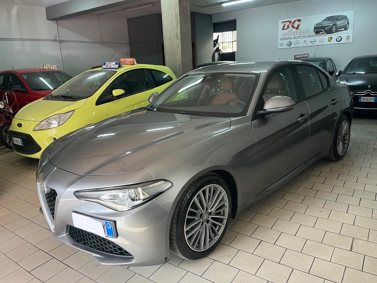 Alfa Romeo Giulia 2.2 180 CV AT8 Business Sport Launch Ed.