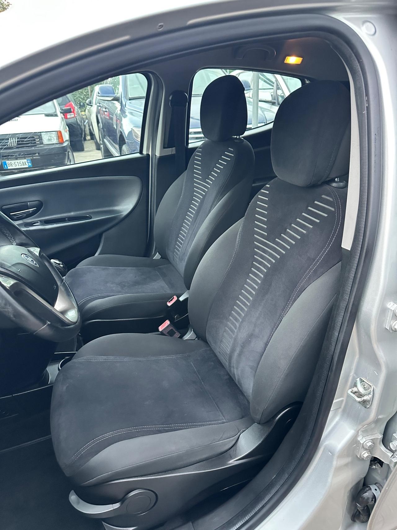 Lancia Ypsilon 1.3 MJT 95 CV MOTORE DA SISTEMARE