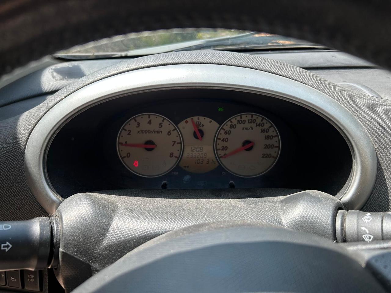 Nissan Micra C+C 1.6 16V Tekna