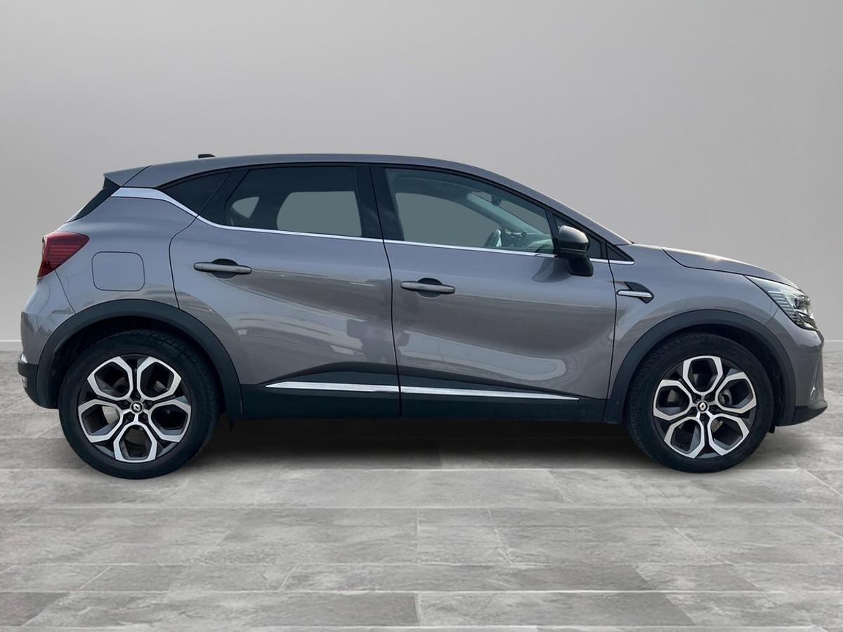 RENAULT Captur 1.6 E-Tech hybrid Initiale Paris 145cv auto
