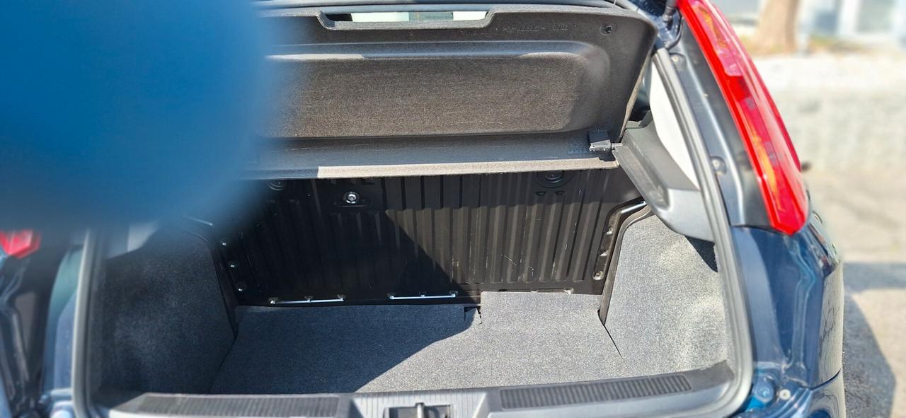 Fiat Punto 1.2 8V 5 porte Street