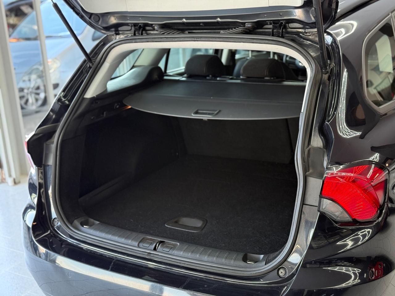 Fiat Tipo 1.6 Mjt S&S 5 porte S-Design