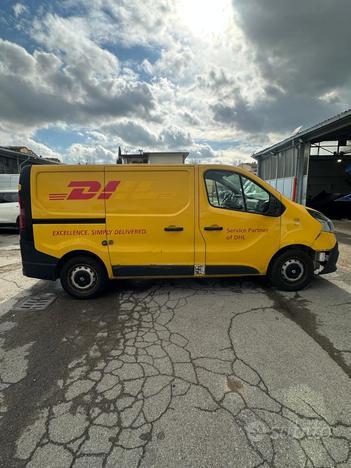 0295 furgone renault trafic 2018