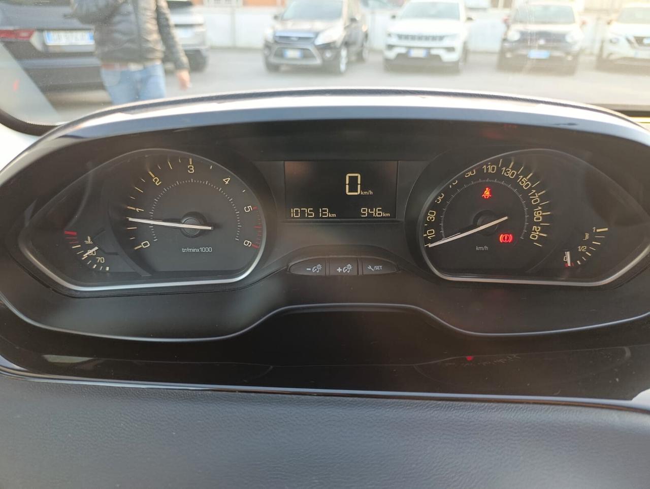 Peugeot 208 BlueHDi 75 5 porte Active