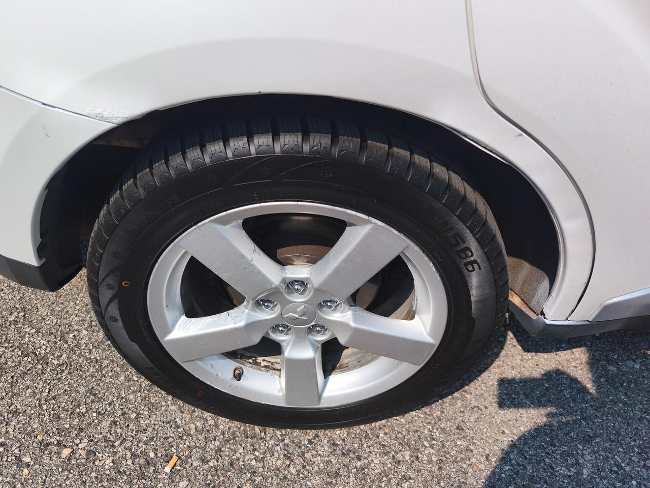 Mitsubishi Outlander 2.0D 7 posti gancio traino