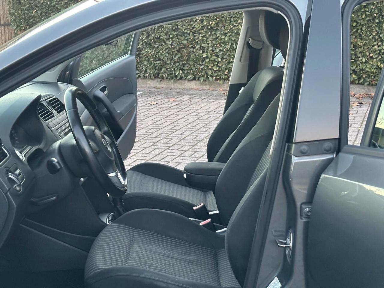 Volkswagen Polo 1.2 TDI DPF 5 p. Comfortline..CELL 320 147 1147 WUATSAPP