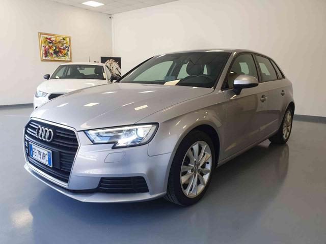 AUDI A3 1.6 TDI 115cv Xenon
