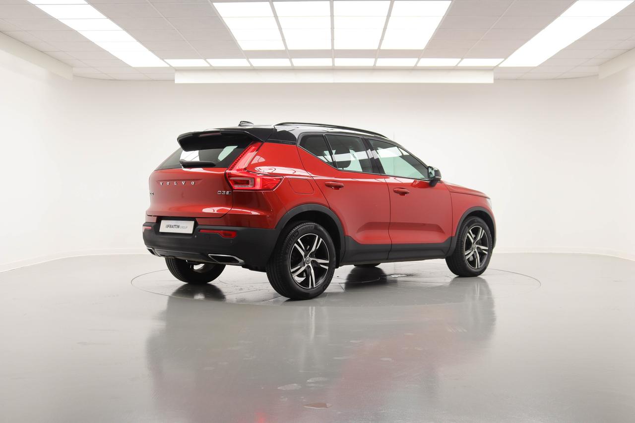 VOLVO XC40 D3 AWD GEARTRONIC R-DESIGN