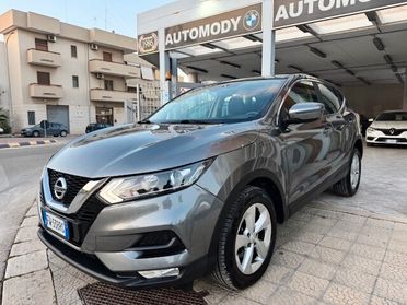 Nissan Qashqai 1.5 dCi 115 CV Business NAVI RETROCAMERA