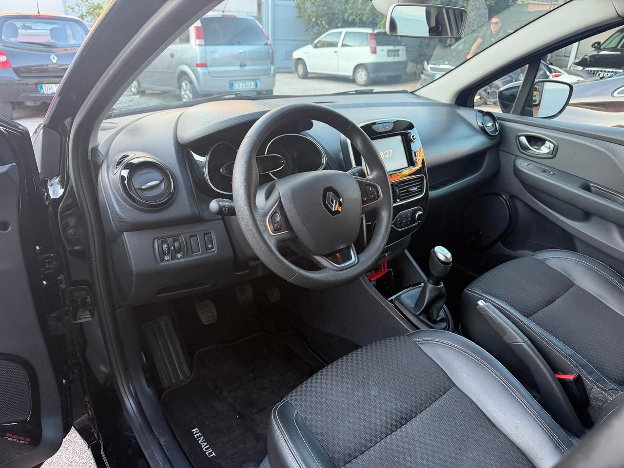 Renault Clio dCi 8V 90 CV 5 porte Moschino Zen