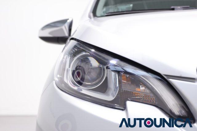 PEUGEOT 108 VTi 68 ETG 5 PORTE ALLURE NEOPATENTATI AUTOMATICA