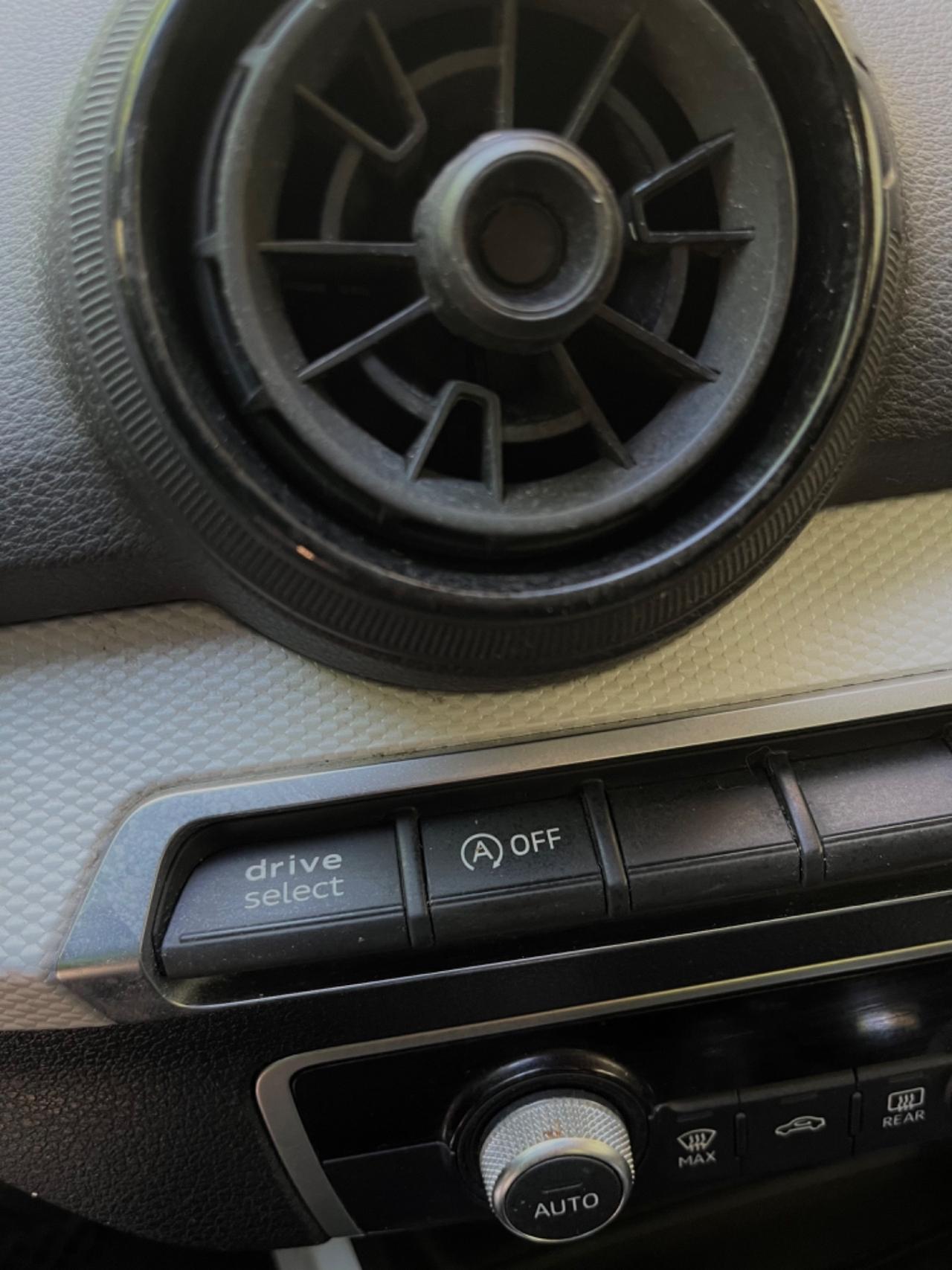 Audi Q2 1.6 TDI SPORT EDITION GARANTITA 12 MESI