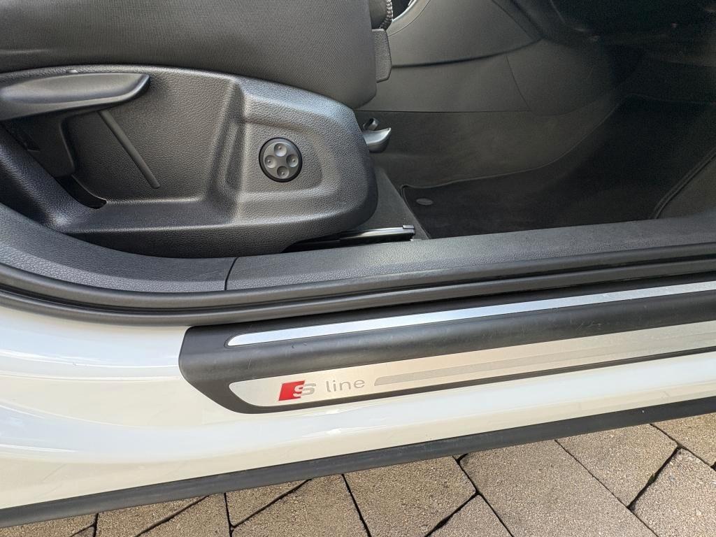 Audi Q3 2.0 TDI 150 CV S LINE EDITION