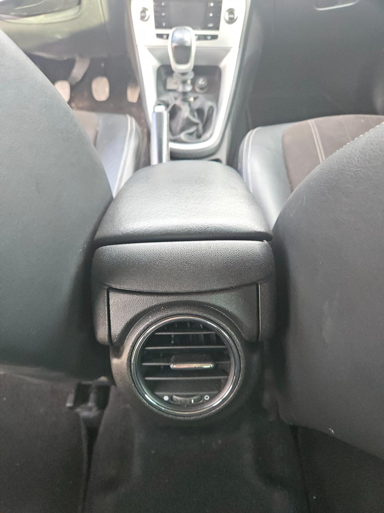 Lancia Delta 1.9 MJT Twinturbo DPF Gold