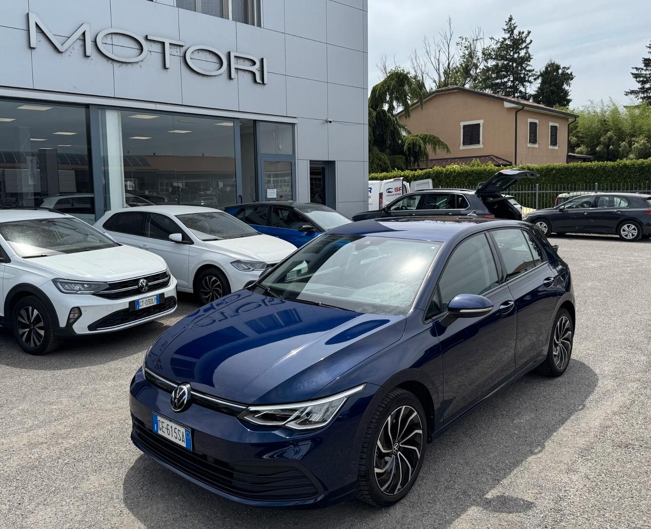 Volkswagen Golf 1.0 etsi evo Life 110cv dsg / NO VINCOLI
