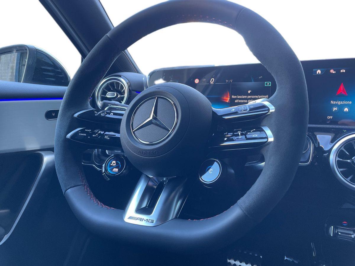 Mercedes-Benz Mercedes-AMG A 35 4MATIC