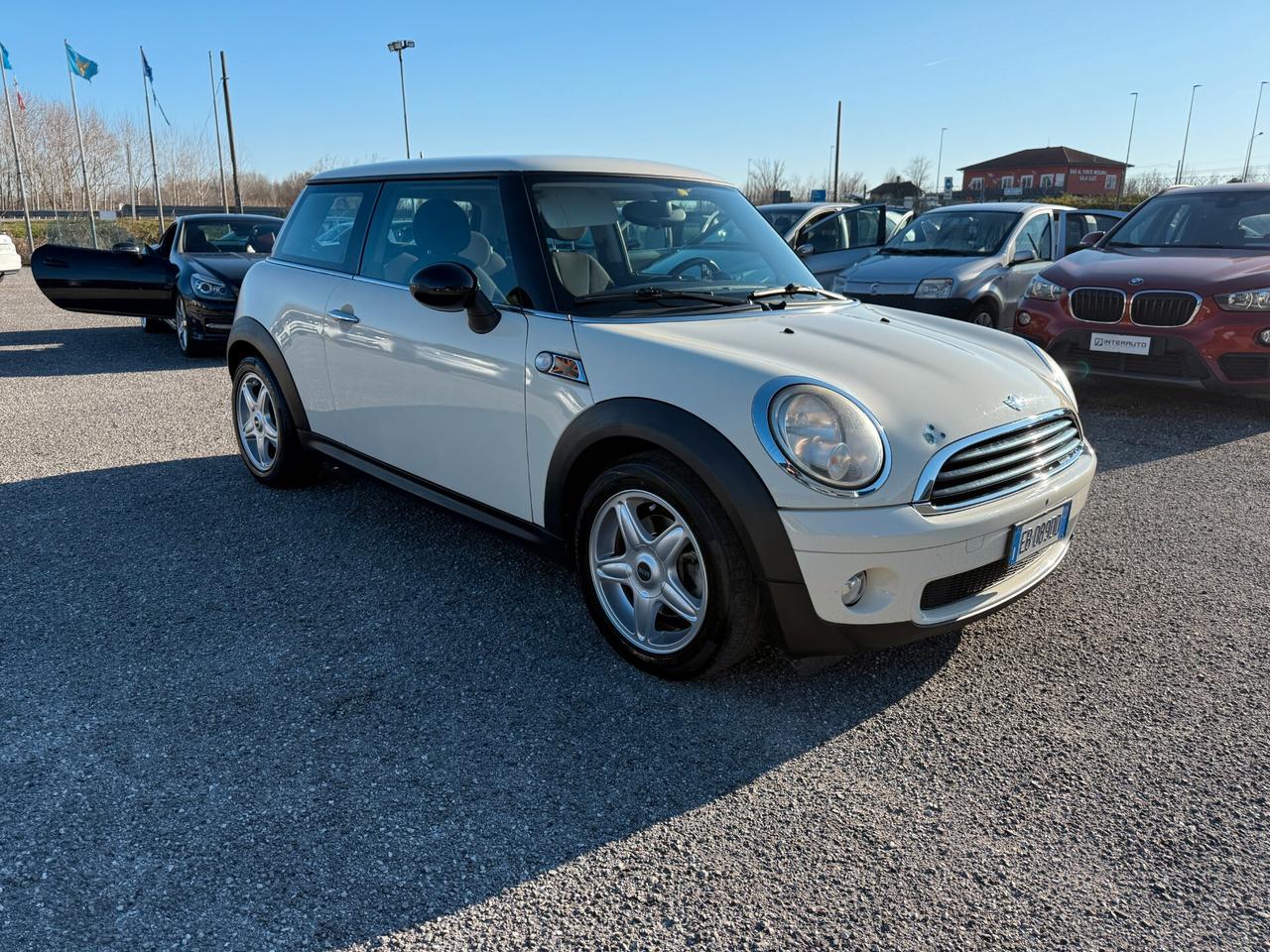 Mini 1.6 16V One (55kW)