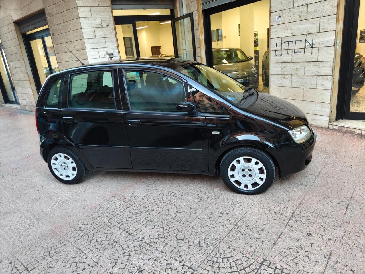 FIAT IDEA 1.2 Benzina-NEOPATENTATI-Euro4500