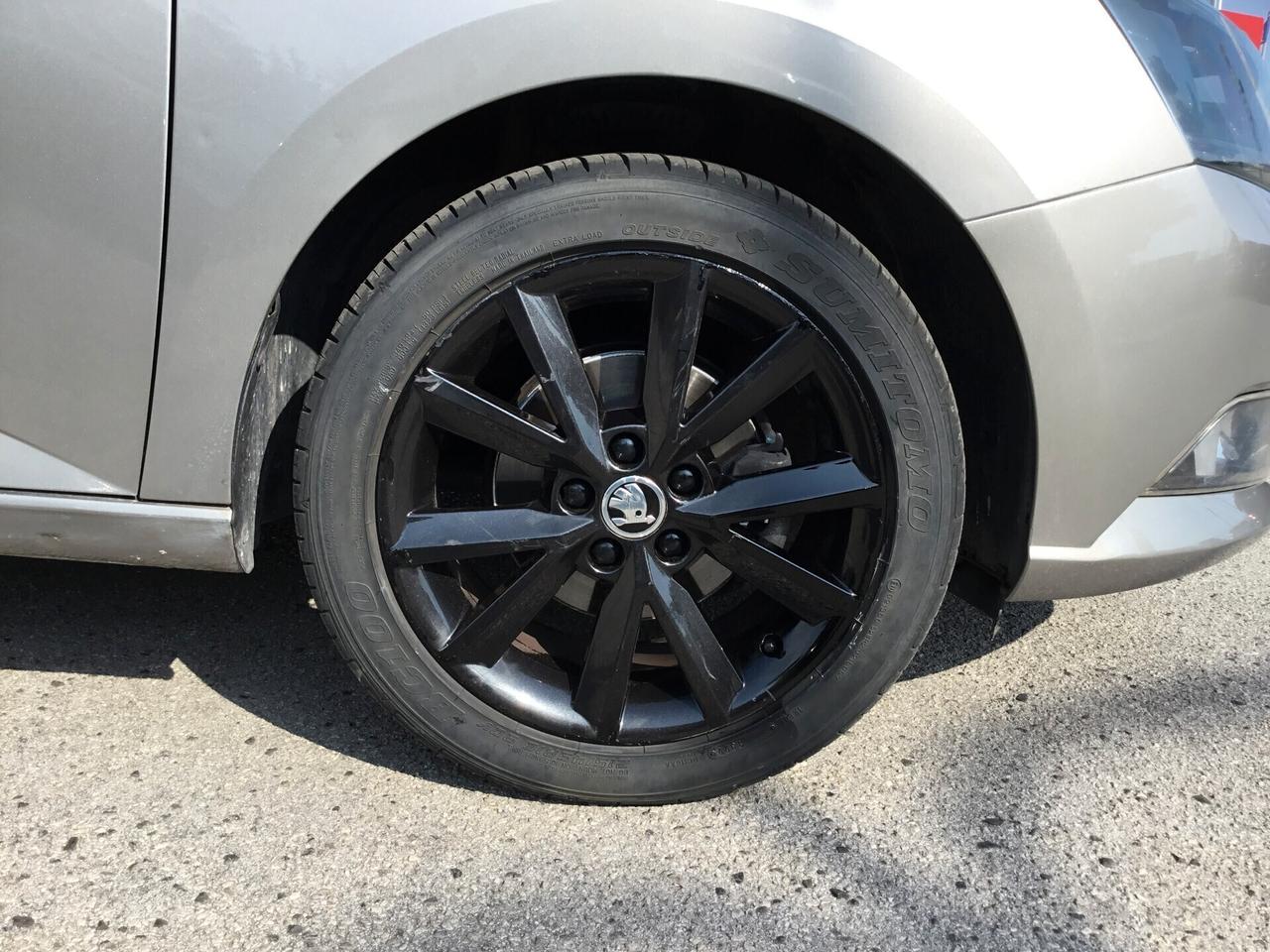 Skoda Fabia 1.0 MPI 60 CV Twin Color Design Edition Argento