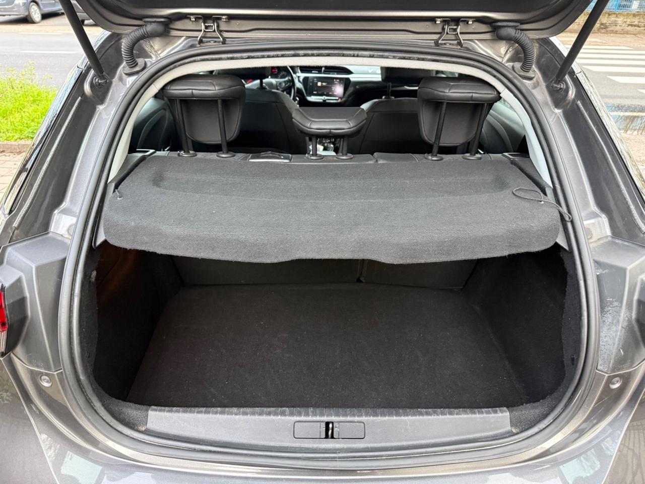 Opel Corsa 1.2 Elegance