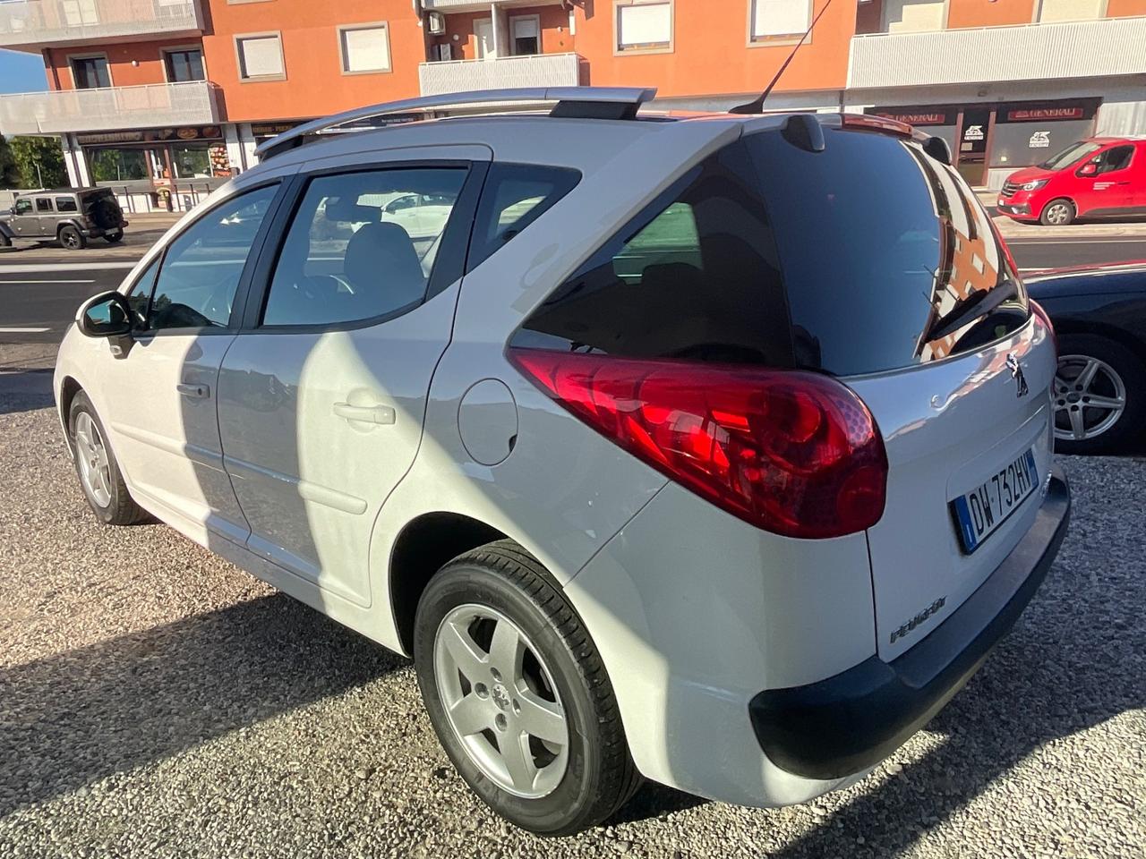 Peugeot 207 1.4 8V 75CV SW Energie Sport