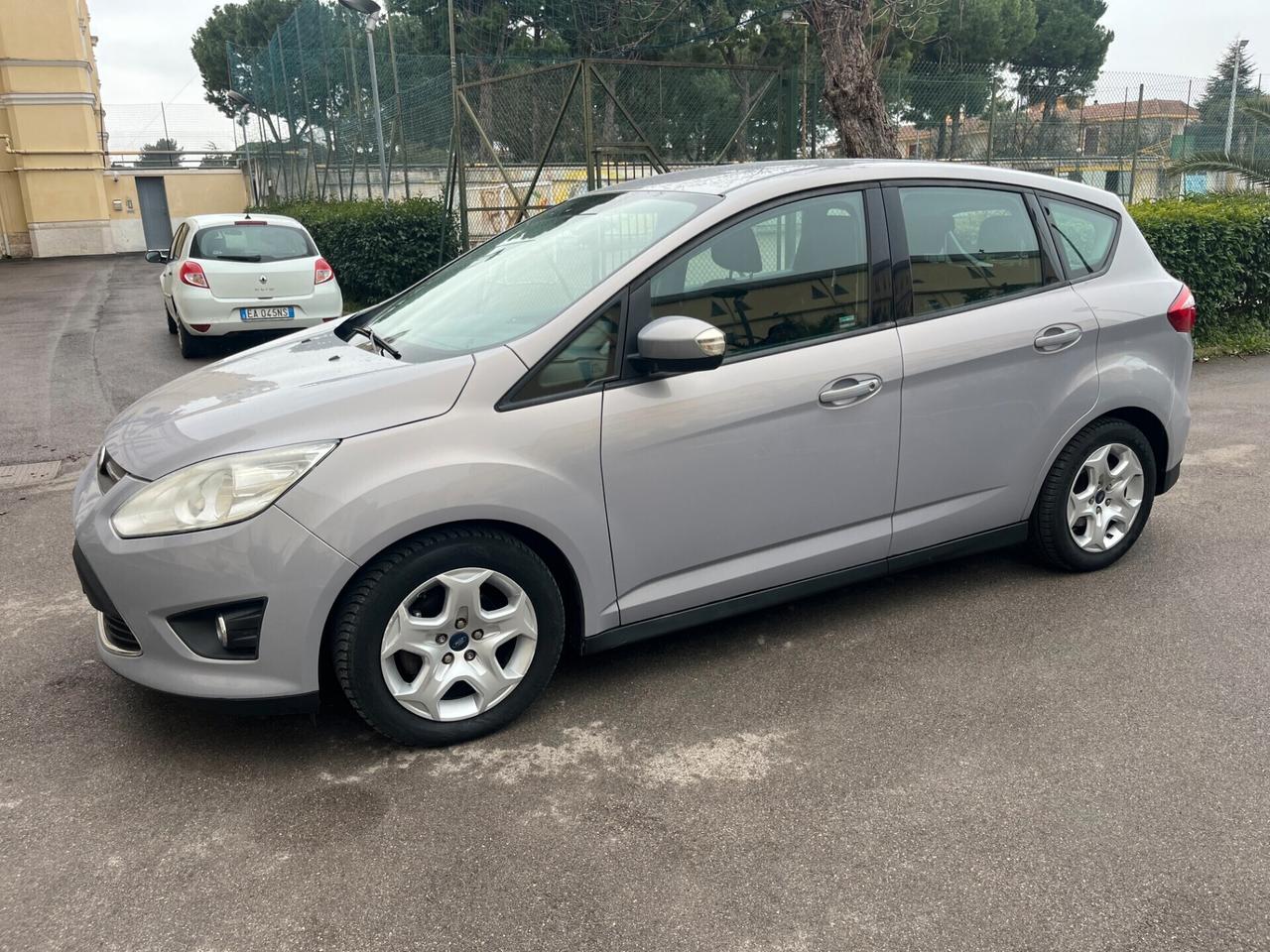 Ford C-Max 1.6 TDCi 95CV Titanium Garantita
