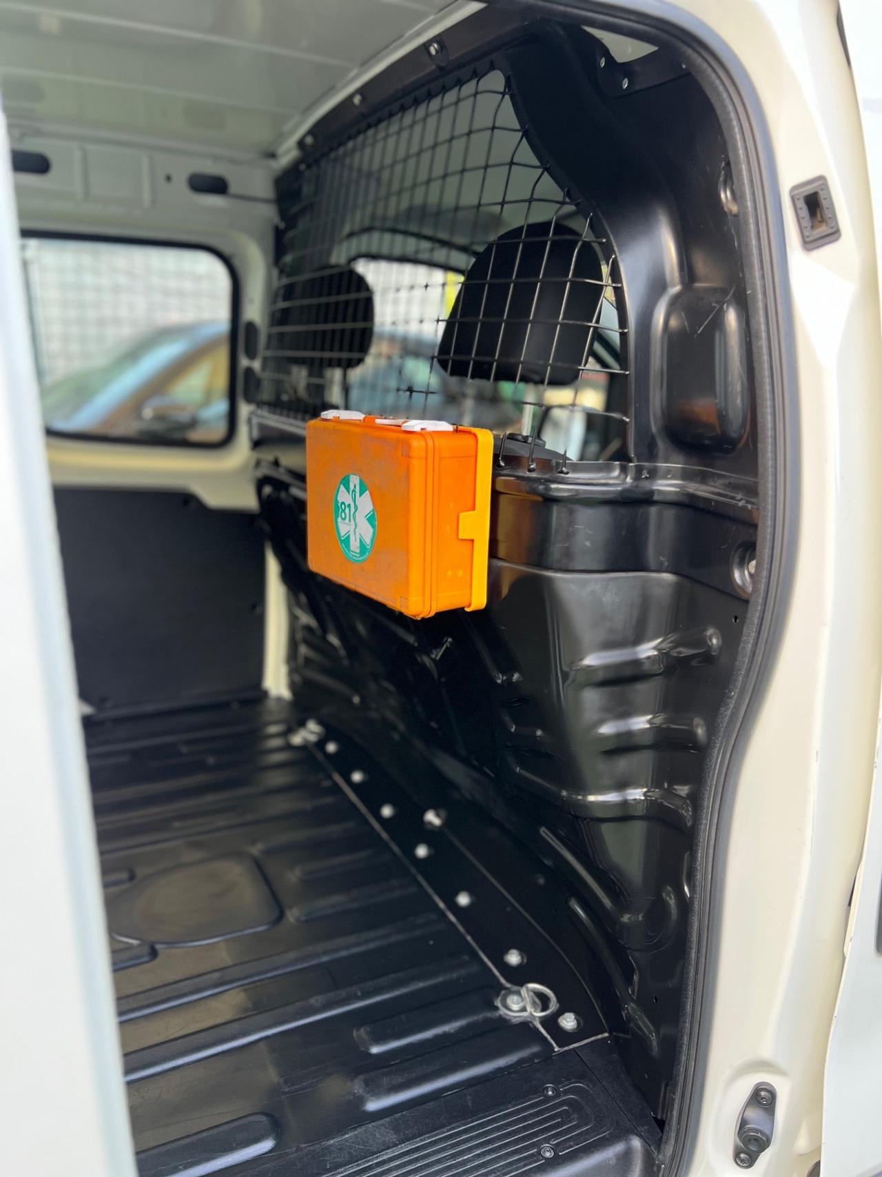 Fiat Fiorino 1.3 MJT 95CV Cargo SX