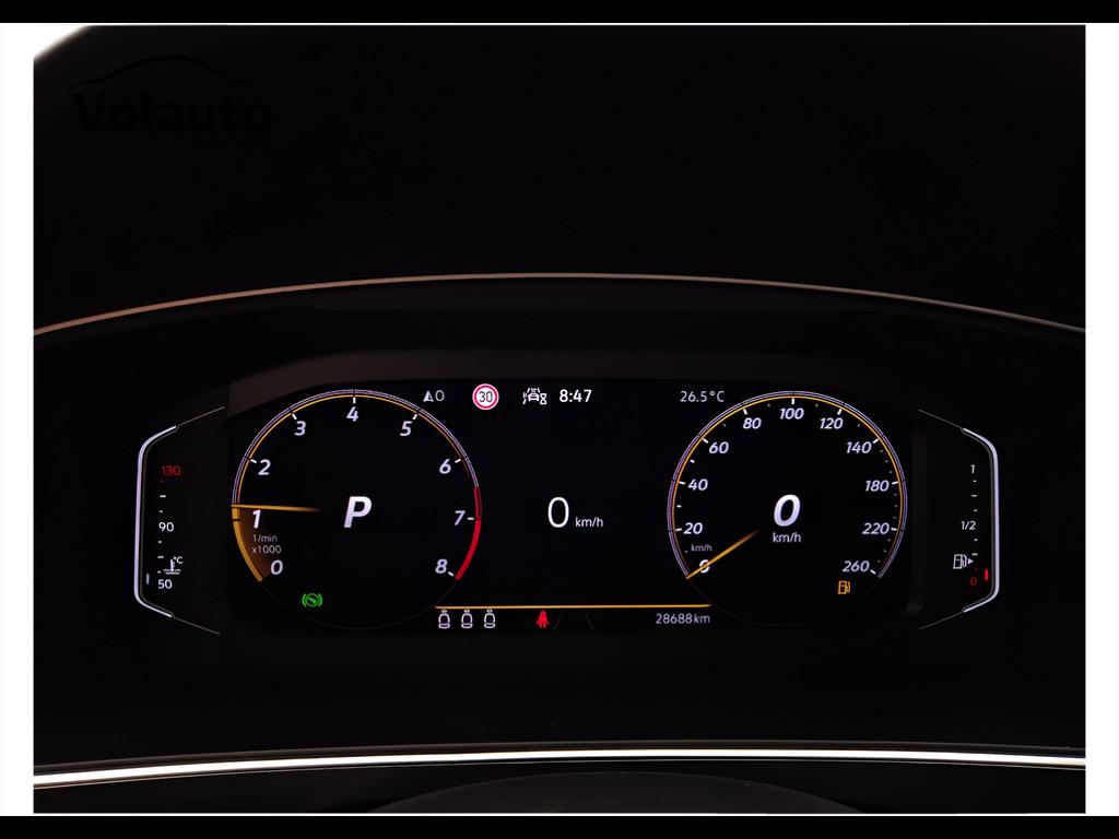 VOLKSWAGEN Tiguan II 2021 - Tiguan 1.5 tsi R-Line 150cv dsg