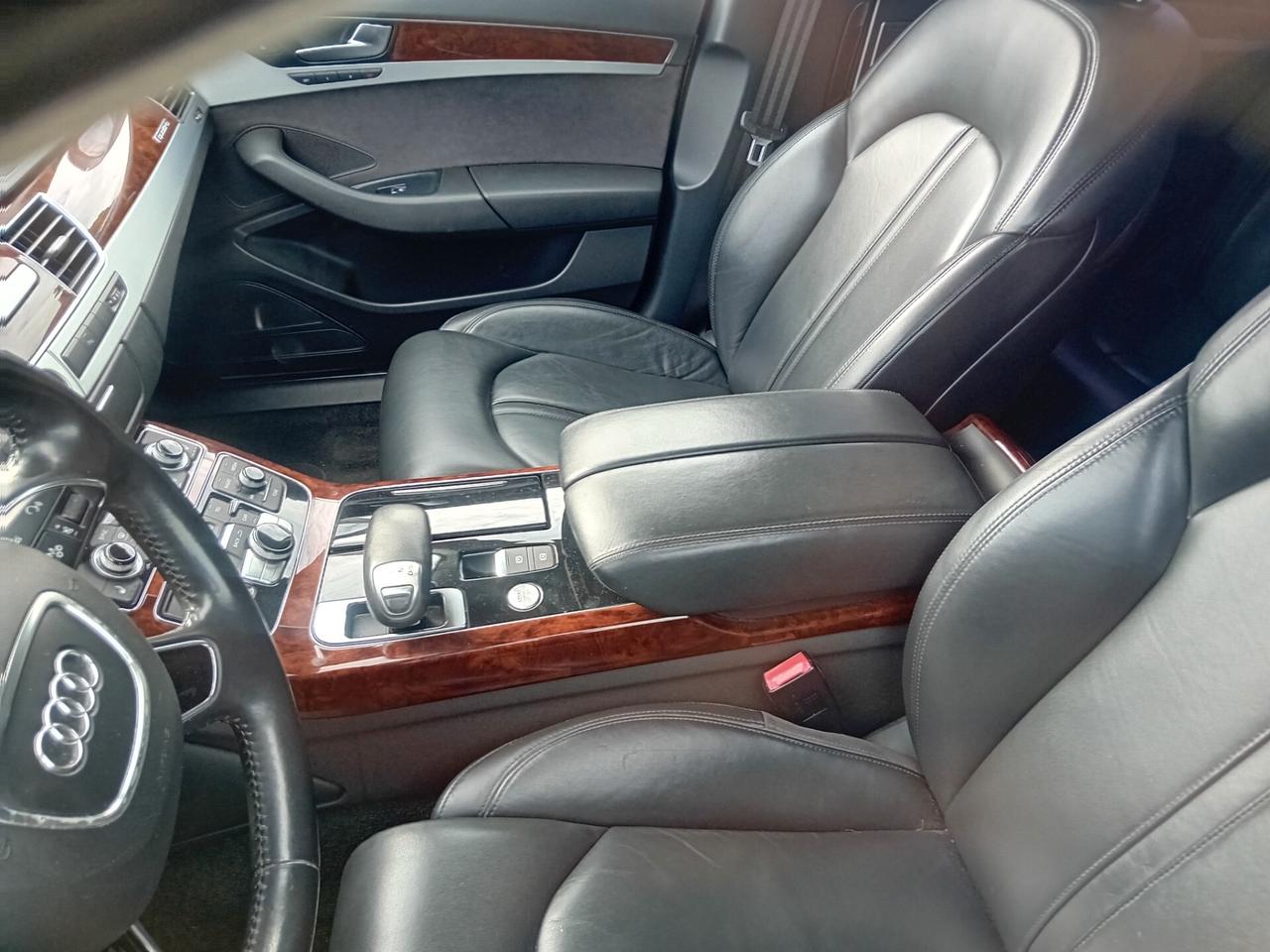 Audi A8 4.2 V8 TDI quattro tiptronic