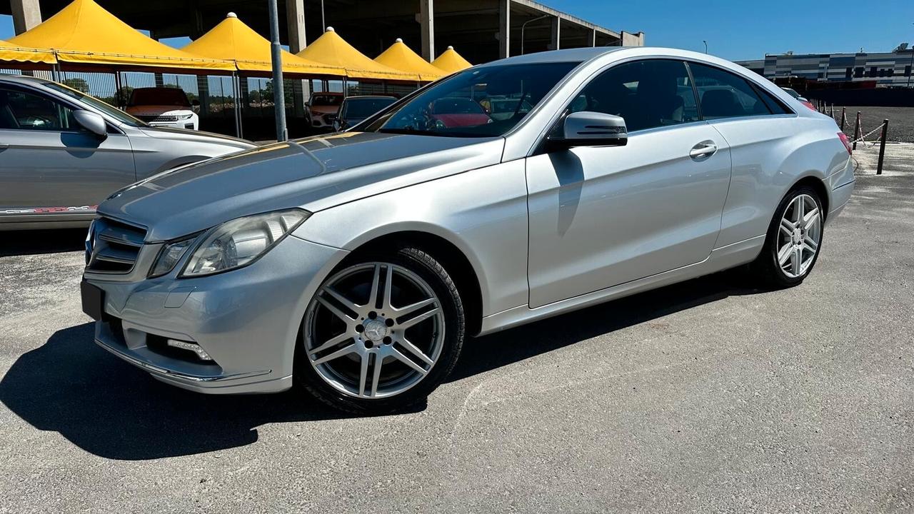 Mercedes-benz E 350 BlueTEC Avantgarde AMG/ KM CERTIFICATI