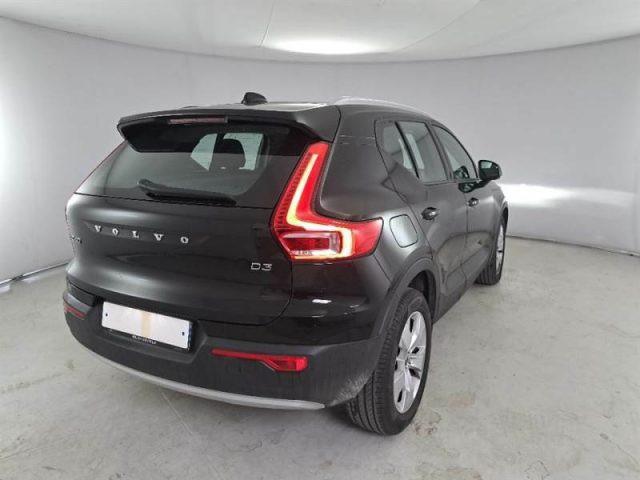 VOLVO XC40 D3 Geartronic Momentum Pro