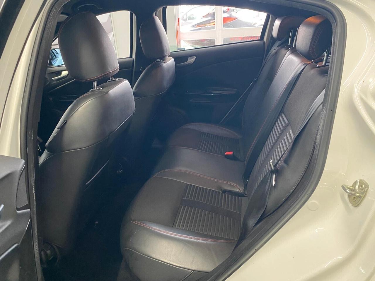 Alfa Romeo Giulietta 1.6 JTDm-2 105 CV Distinctive