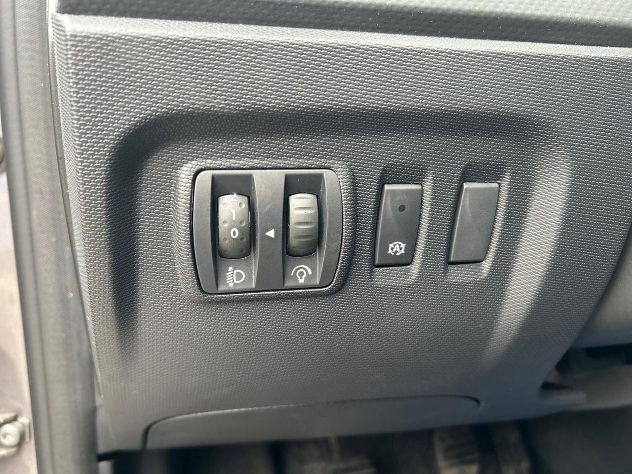 Renault Captur Intense 1.5 ENERGY dCi 90 #8931