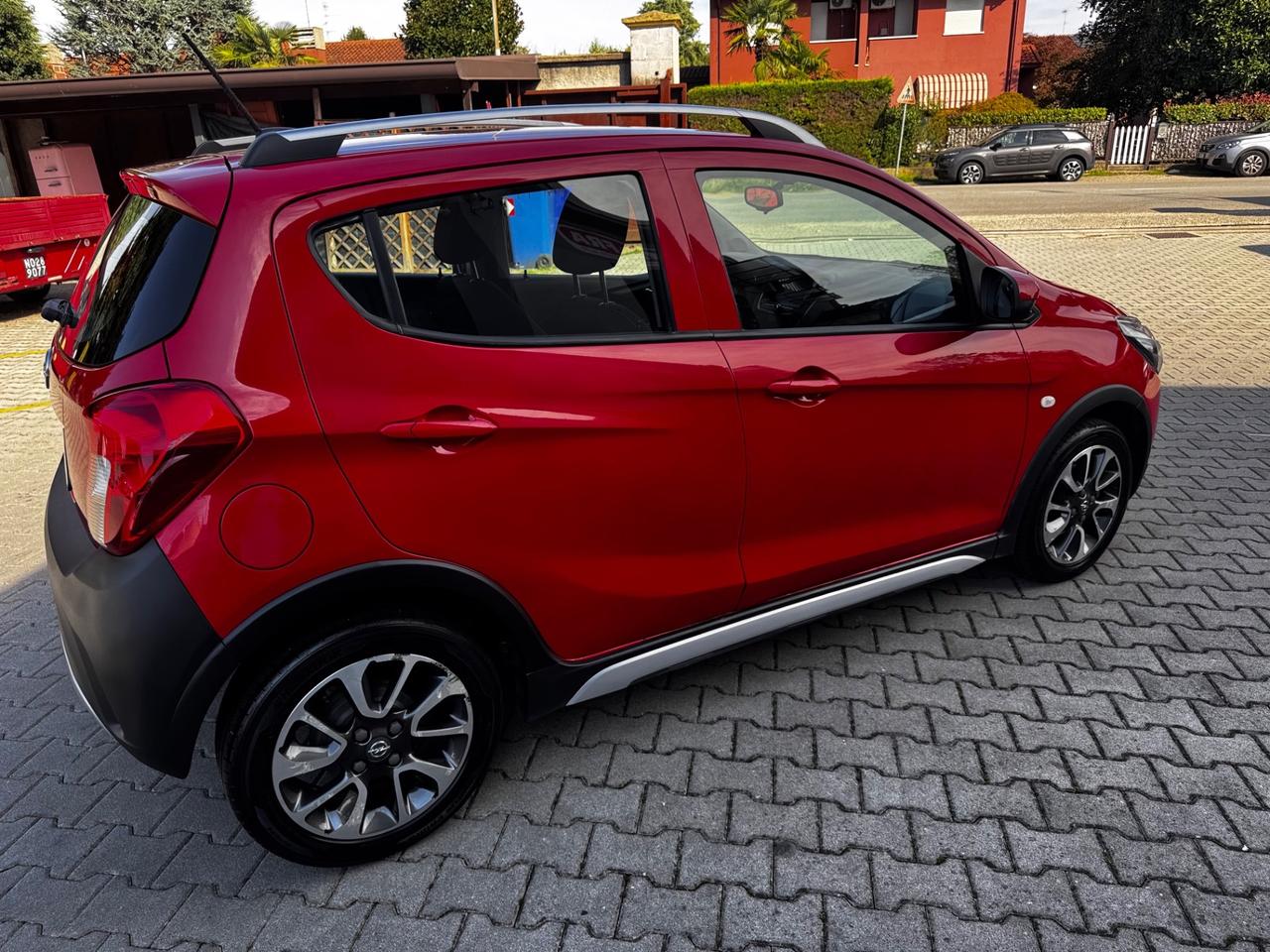 Opel Karl Rocks 1.0 73 CV GPL neopatentati