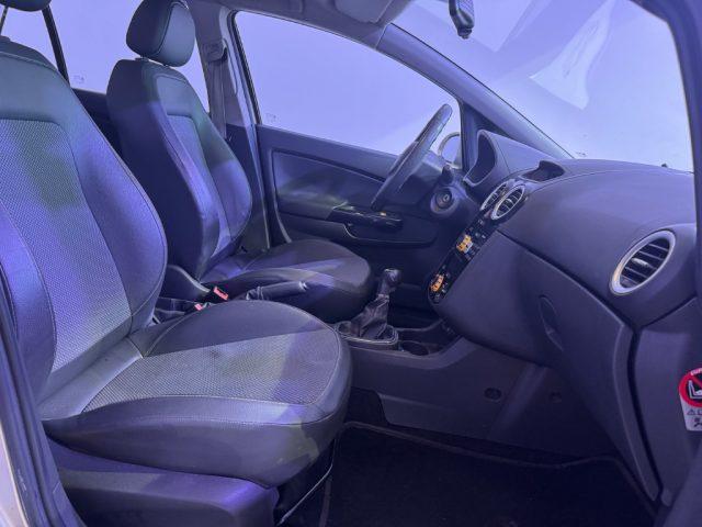 OPEL Corsa 1.2 5 porte Cosmo