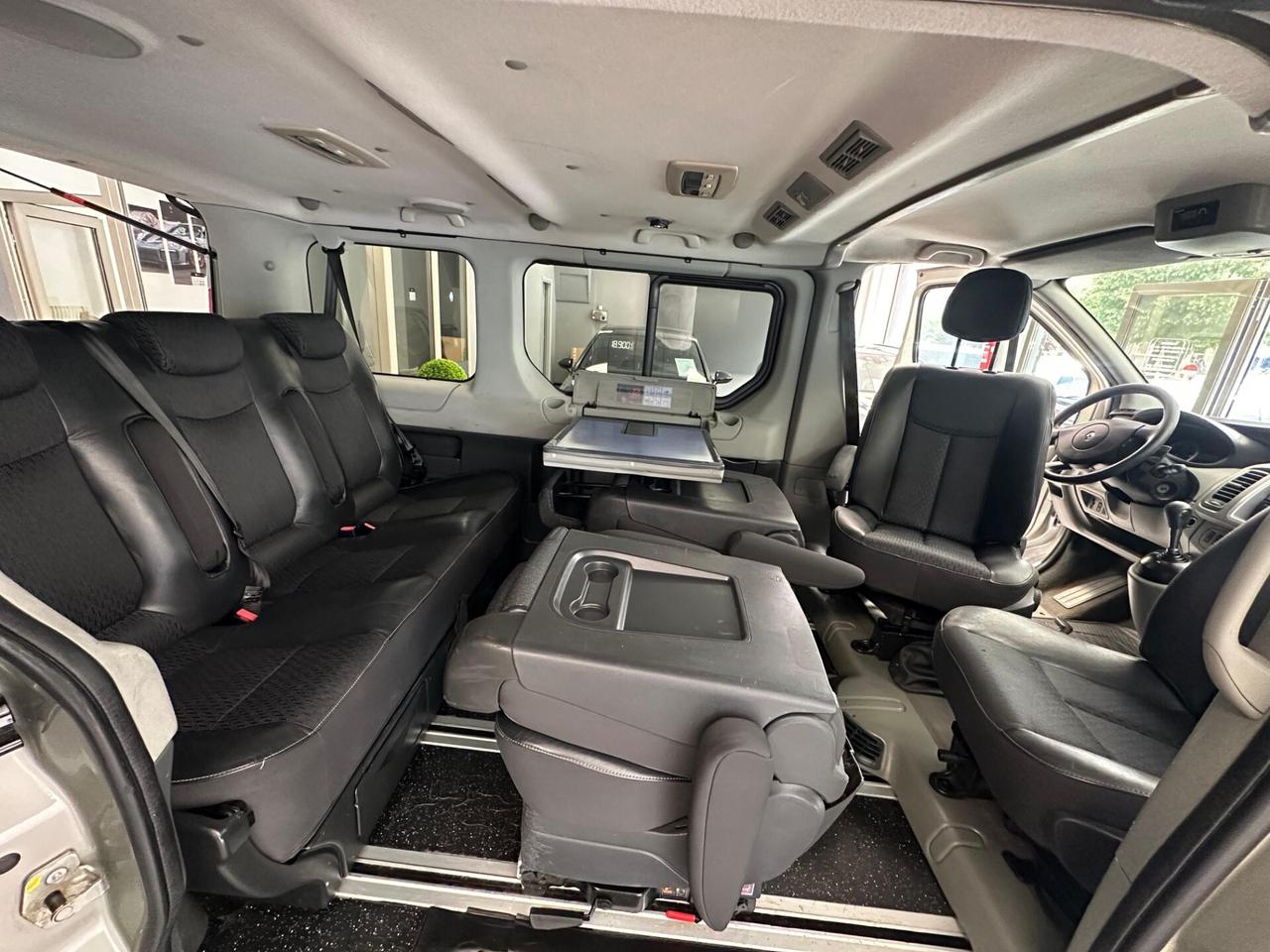 Renault Trafic T29 2.5 dCi/150 PL-TN Passenger Comfort DPF