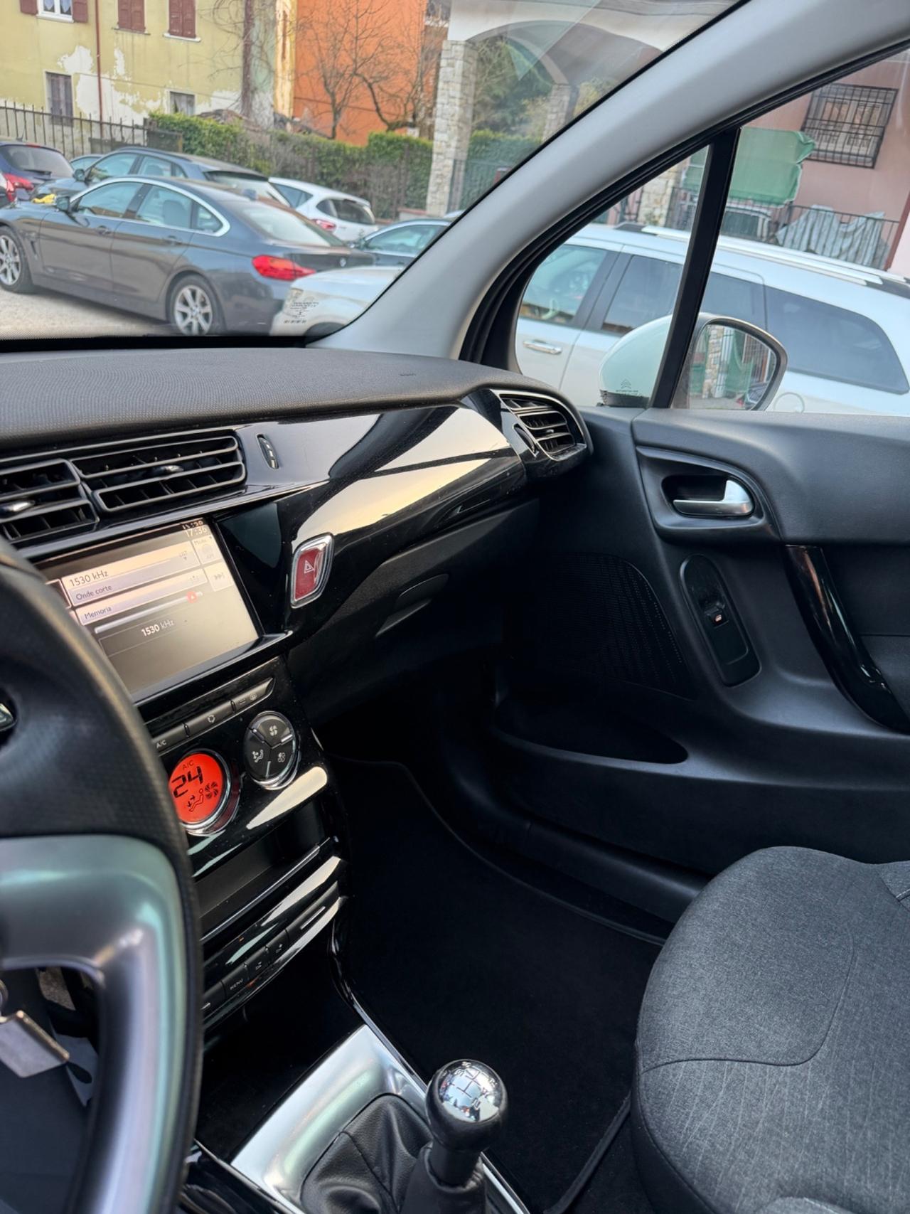 Citroen C3 82 EXCLUSIVE NEOPAT KMCERT GARANZ